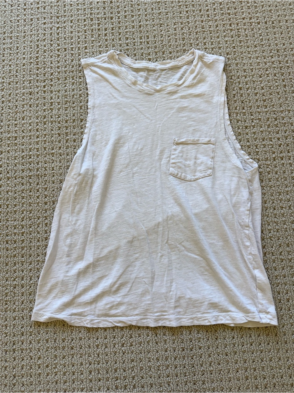Vuori Women's White Pocket Muscle Tank